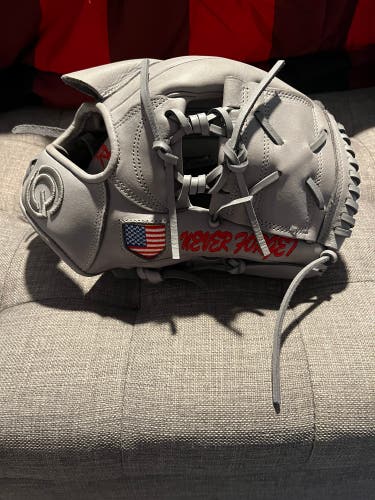Q Glove baseball