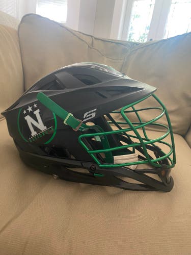 Player's Cascade S Helmet
