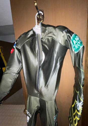 New 2021 Spyder Us Ski Team Ski Suit (Padded)