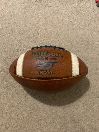Wilson gst football