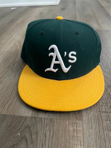 Green New 7 1/2 New Era Hat