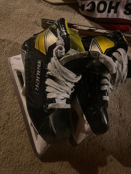 Used Bauer Regular Width Size 8.5 Supreme 3s Hockey Goalie Skates