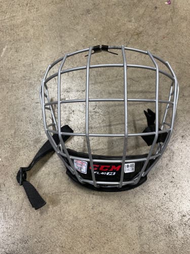 Medium CCM Full Cage FitLite FL40