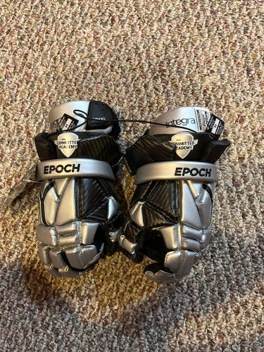 Epoch Committed Combine Gloves