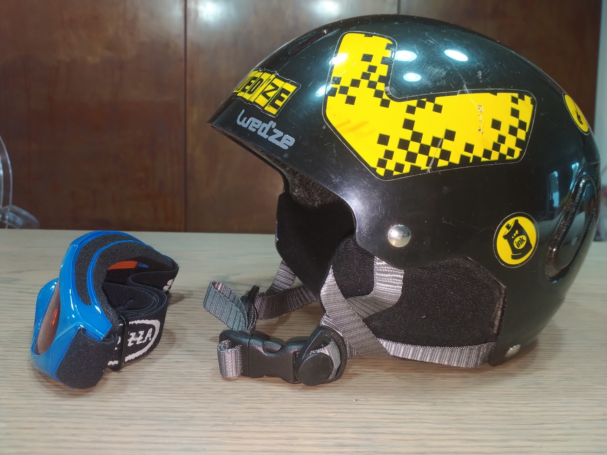 Kid's Used European Helmet 48-52cm+blue goggles