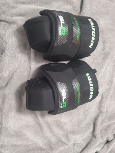 Used Vaughn SLR PRO KNEE PADS