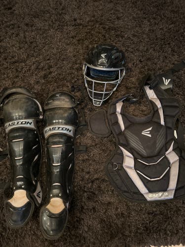 Easton Gametime Catcher's Gear