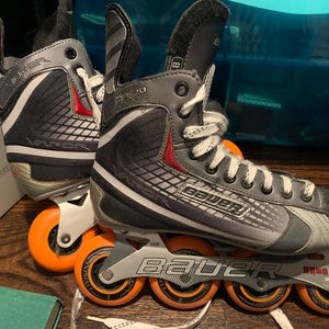 New Bauer Regular Width Size 9.5 Unknown Inline Skates