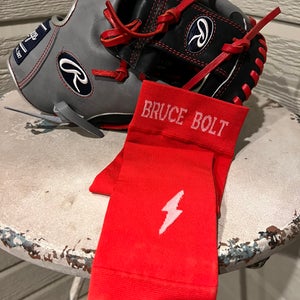 New Rawlings Heart of the Hide Glove 11.75” PLUS Brand New Bruce Bolt Arm Sleeve.