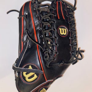 Outfield 12.75" A2000 Baseball Glove