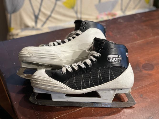 Senior Used CCM Tacks 452 Hockey Goalie Skates Regular Width Size 7.5