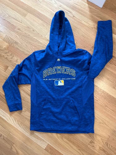 Milwaukee Brewers Majestic Team Hoodie (Medium, Royal Blue)
