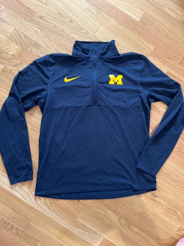 Nike U Of Michigan Quarter Zip (Men’s L)