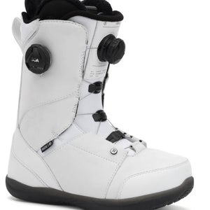Women's New Size 6.5 Ride Hera Snowboard Boots Medium Flex (SY1202)