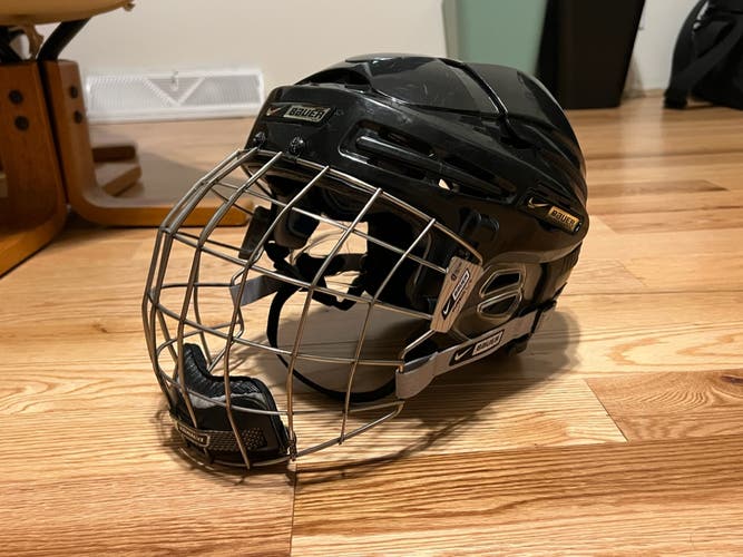 Used Extra Large Nike Bauer 9500 Helmet Combo Cage XL Black