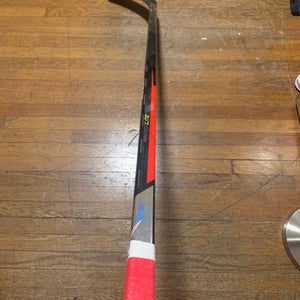 Bundle Right Handed Vapor Hyperlite Hockey Stick
