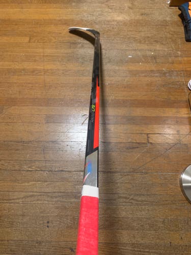 Bundle Right Handed Vapor Hyperlite Hockey Stick