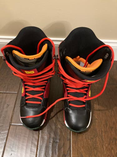 Men's Used Size 9.5 (Women's 10.5) DC Park Snowboard Boots