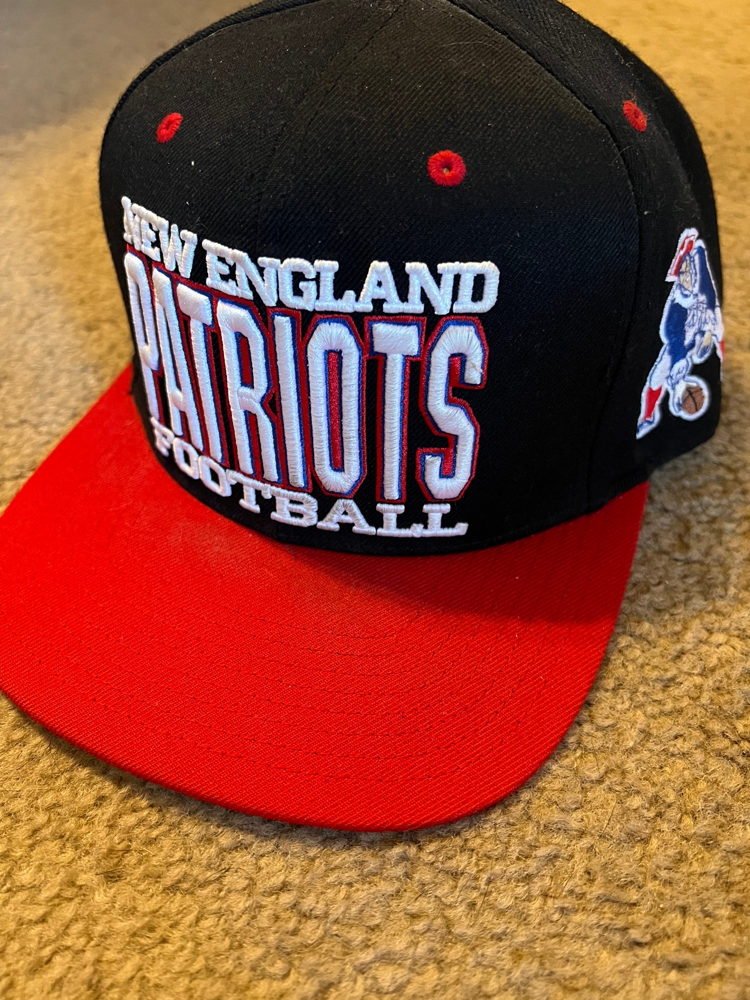 Script Block Snapback New England Patriots, Unisex Mitchell & Ness Snapback