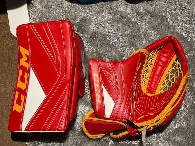 Ccm premier 2 blocker and catcher Pro Stock