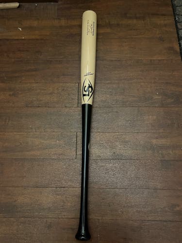 Louisville Slugger Prime Acuna - Maple RA13 Wood Baseball Bat