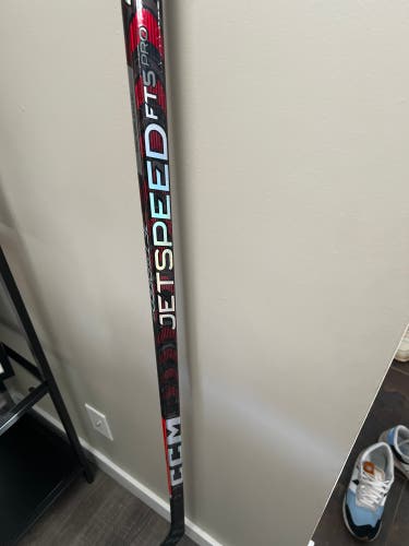 New Right Handed P29 JetSpeed FT5 Pro Hockey Stick