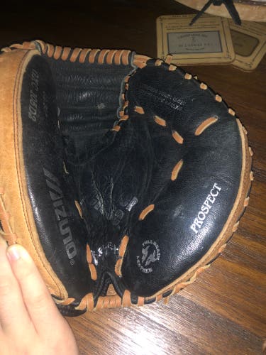 Catcher's 32.5" Power close Baseball Glove