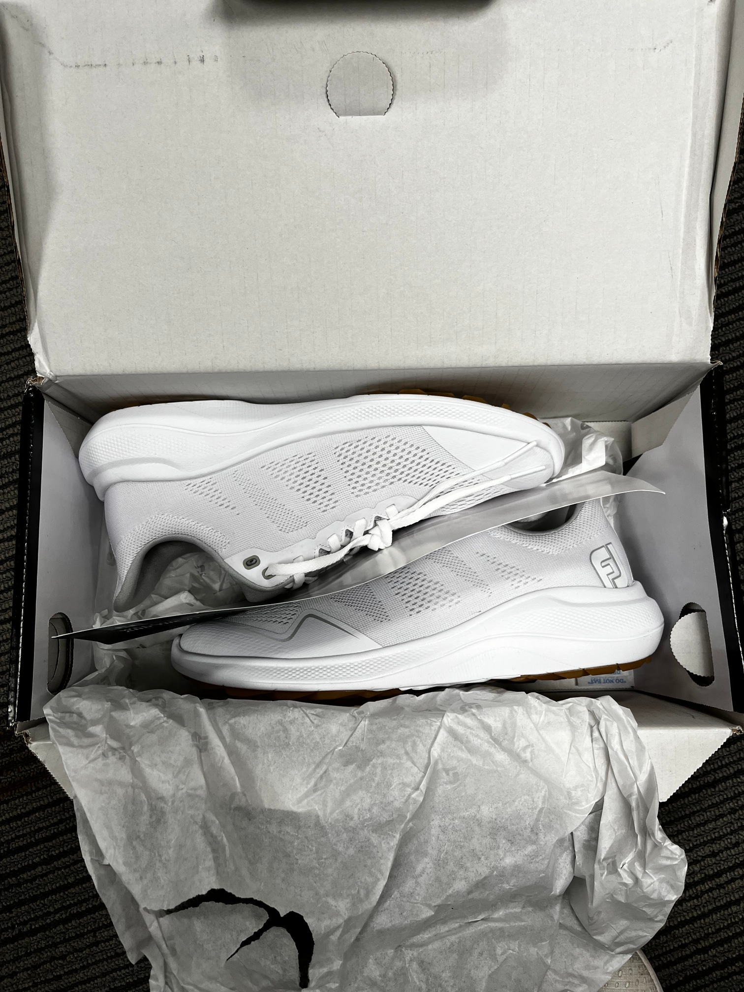 New Women's Size 8.0 FootJoy Flex Golf Shoes