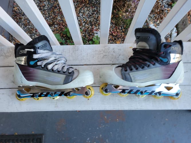 Senior Used Bauer VAPOR XG LITE Hockey Goalie Skates Regular Width Size 7