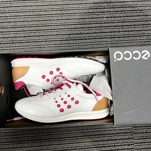 New Women's Size 7.0-7.5 (EU 38) Ecco Golf Shoes