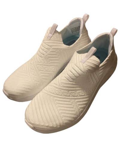 NIB Skechers Women's Air Cooled Memory Foam Slip On Shoes White Size 8.5