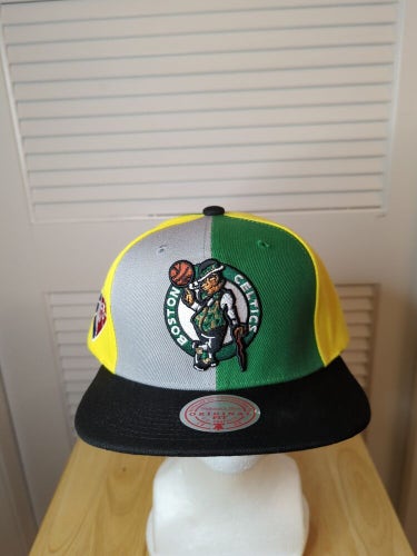 NWS Boston Celtics Mitchell & Ness NBA75 Snapback Hat