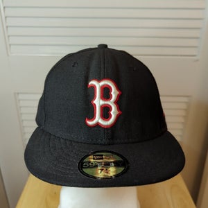 Retro Boston Red Sox New Era 59fifty 7 1/4 Black MLB MUSA
