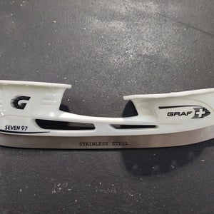 New Graf Seven 97 229 mm Right Holder with Steel