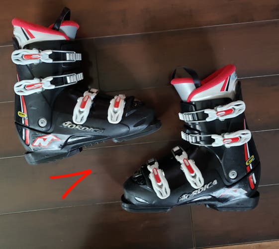 JR. Nordica GP TJ Ski Boots 290mm TEENAGER BOYS 7 YOUTH /25.0 *USED* WASHED/CLEAN