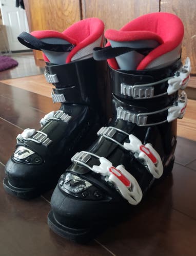 Kid's 22.0 Nordica GPTJ Ski Boots BOYS YOUTH 4 *USED* WASHED/CLEAN