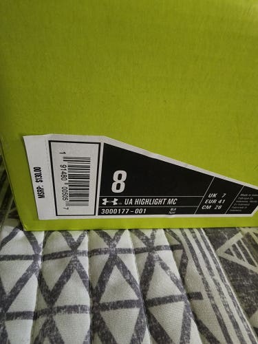 Men's New Size 8.0 (Women's 9.0) Under Armour High Top