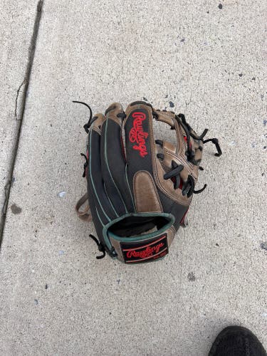 Infield 11.5" Heart of the Hide Baseball Glove