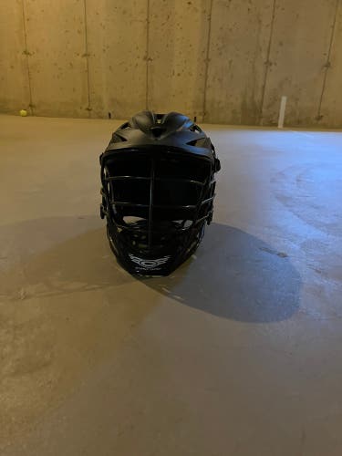 Cascade R Lacrosse helmet