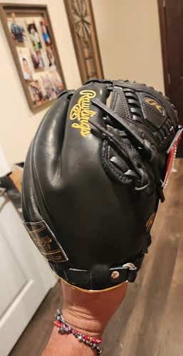 Exclusive pitcher gloves