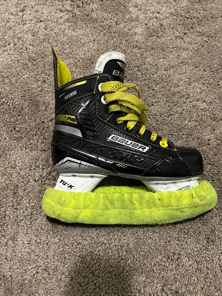 Used Bauer Regular Width Size 1.5 Supreme S35 Hockey Skates