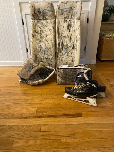 35" Bauer Goalie Leg Pads