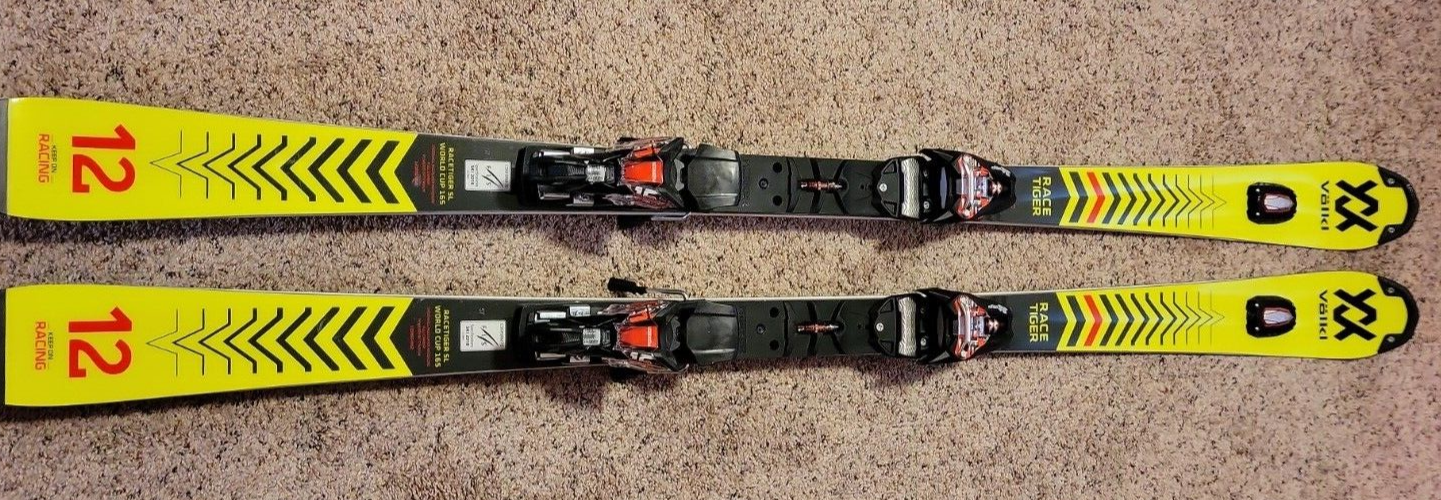 Volkl Racetiger FIS SL Skis WC 165cm w/ Marker XComp 16 Race Bindings 2022