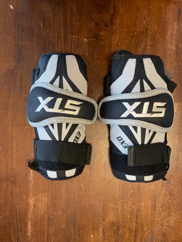 Used Small STX Exo Arm Pads