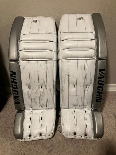 Jack Campbell Pro Return Vaughn V4 Goalie Leg Pads
