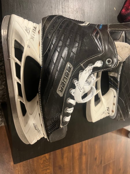 Senior Used Bauer Nexus 7000 Hockey Skates Regular Width Size 8.5