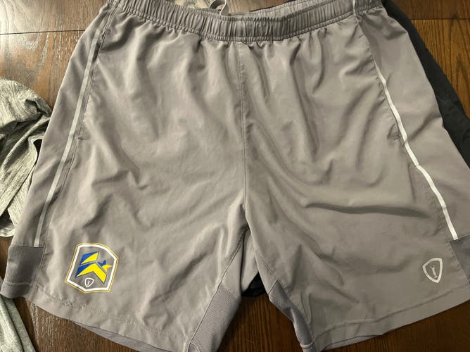West Coast Starz Shorts XL