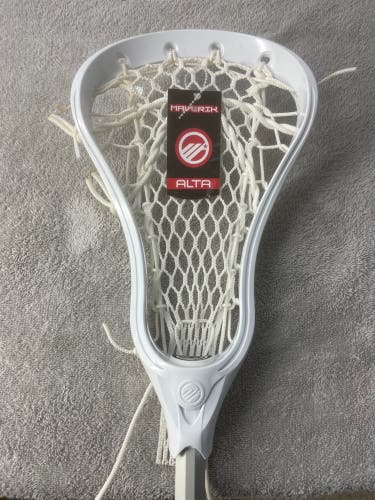 New Player's Maverik Alta Women’s Stick