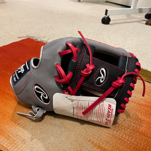 Brand New Rawlings Heart of the Hide PRORFL12N Baseball Glove 11.75"