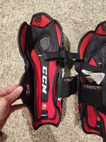 Used CCM JetSpeed FT4 Shin Pads